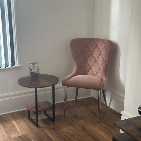 New Apartment 2 Brentford Extérieur photo